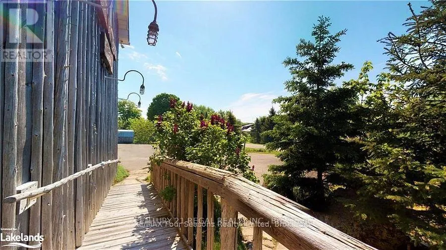794079 124 COUNTY ROAD