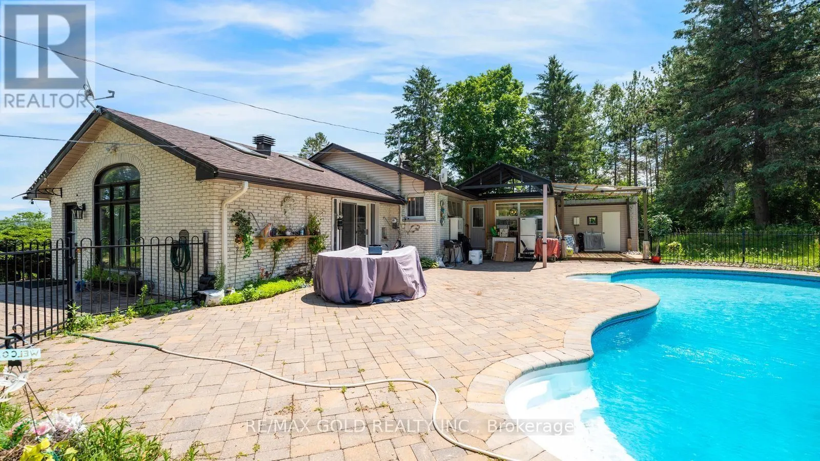 4680 PENETANGUISHENE ROAD