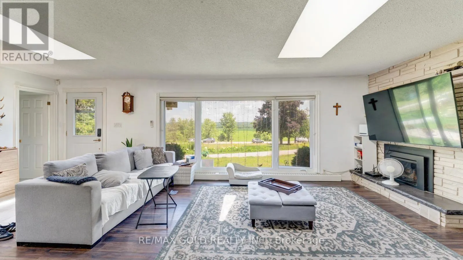 4680 PENETANGUISHENE ROAD