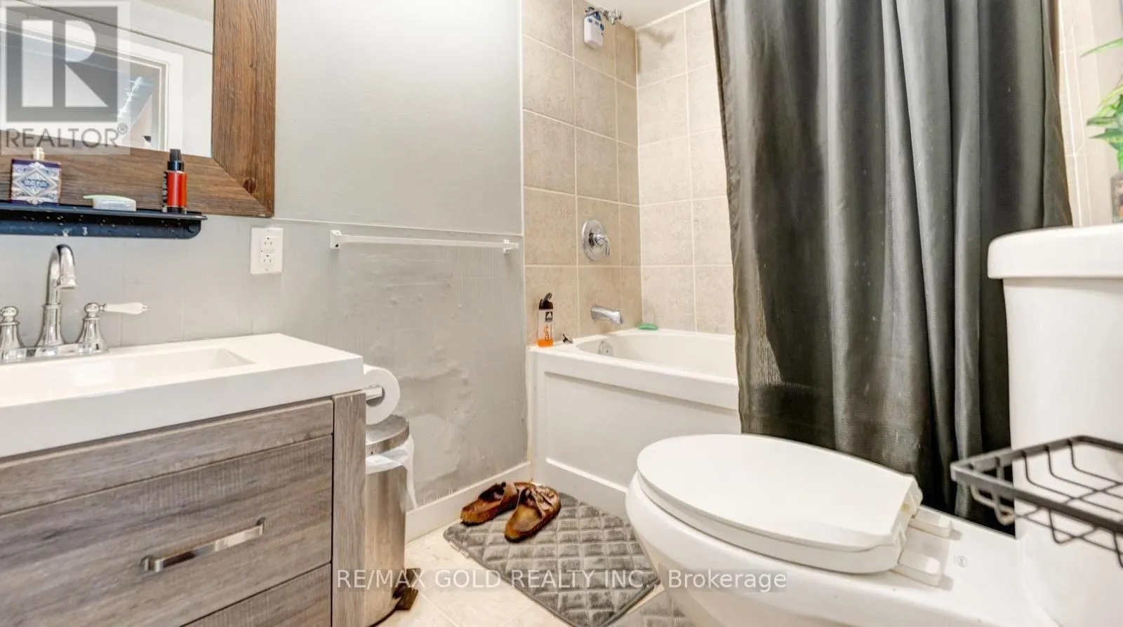4680 PENETANGUISHENE ROAD
