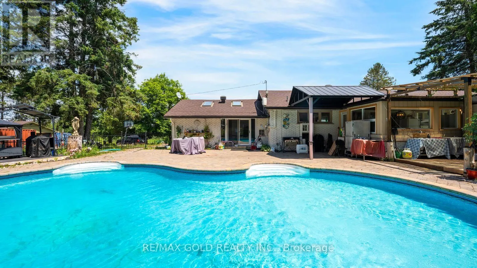 4680 PENETANGUISHENE ROAD