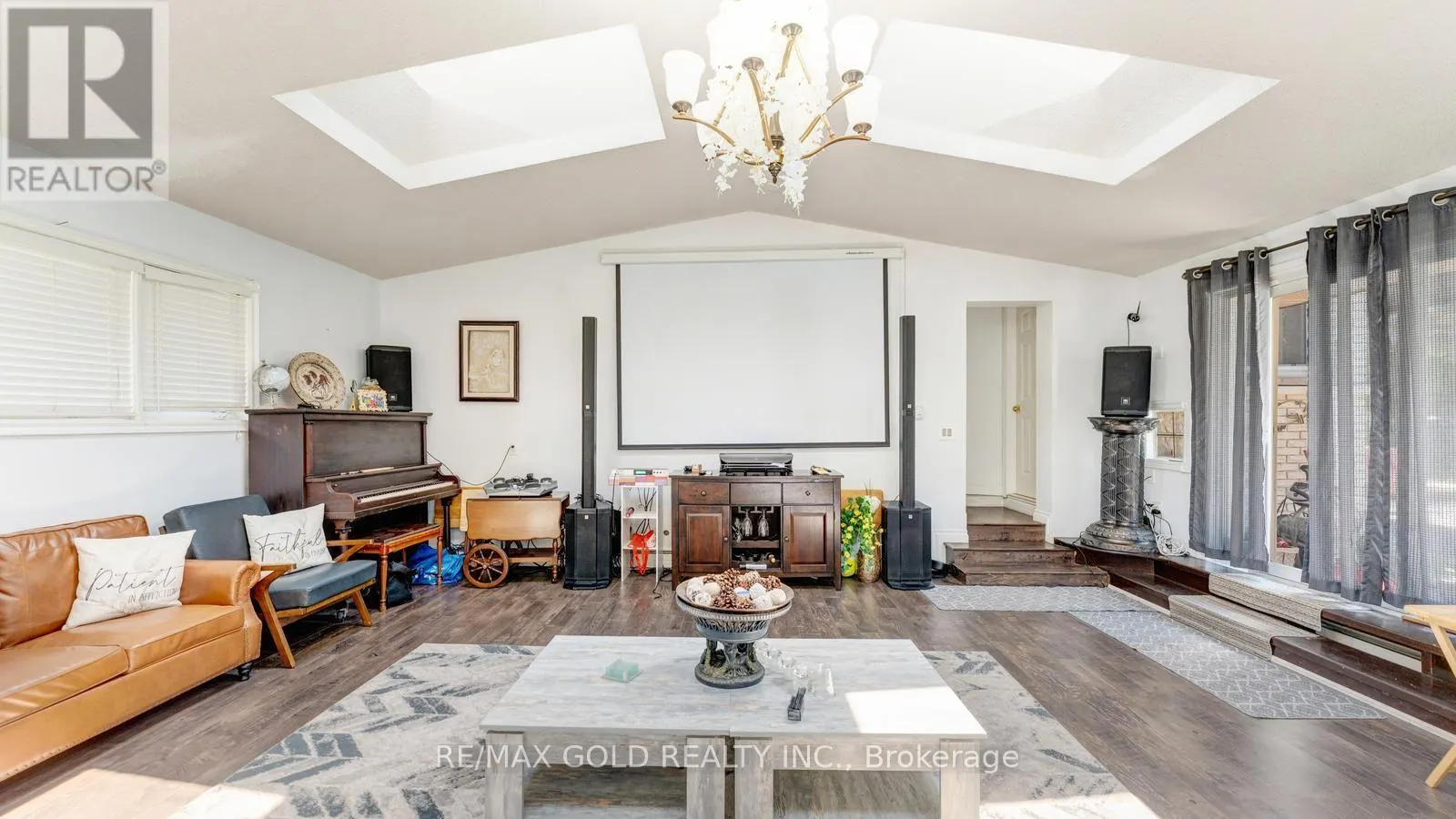 4680 PENETANGUISHENE ROAD