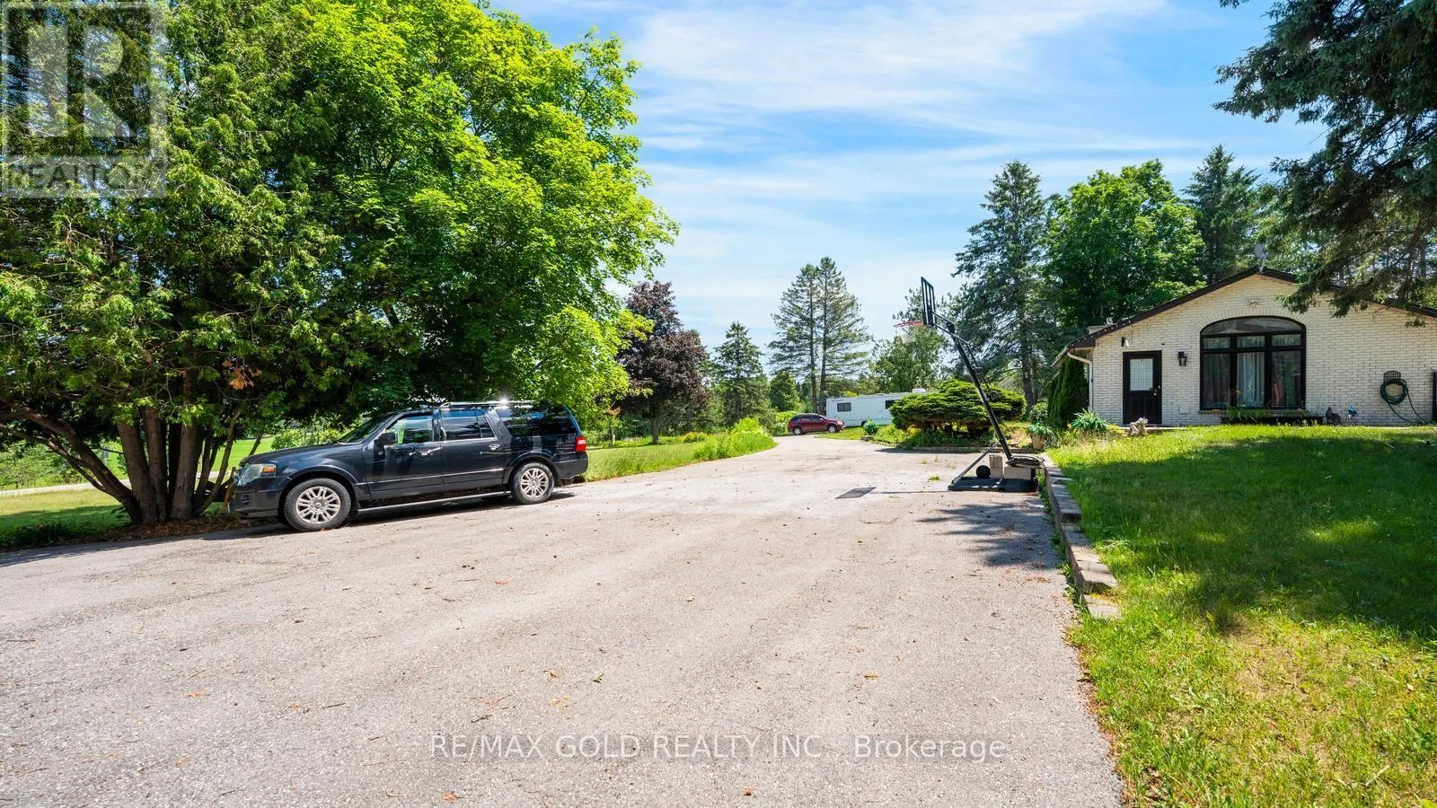 4680 PENETANGUISHENE ROAD
