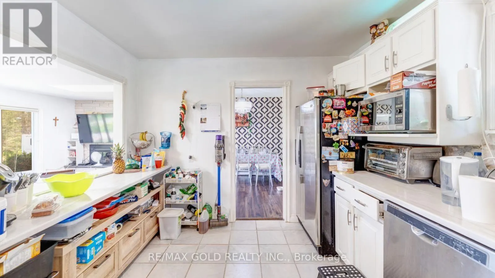 4680 PENETANGUISHENE ROAD