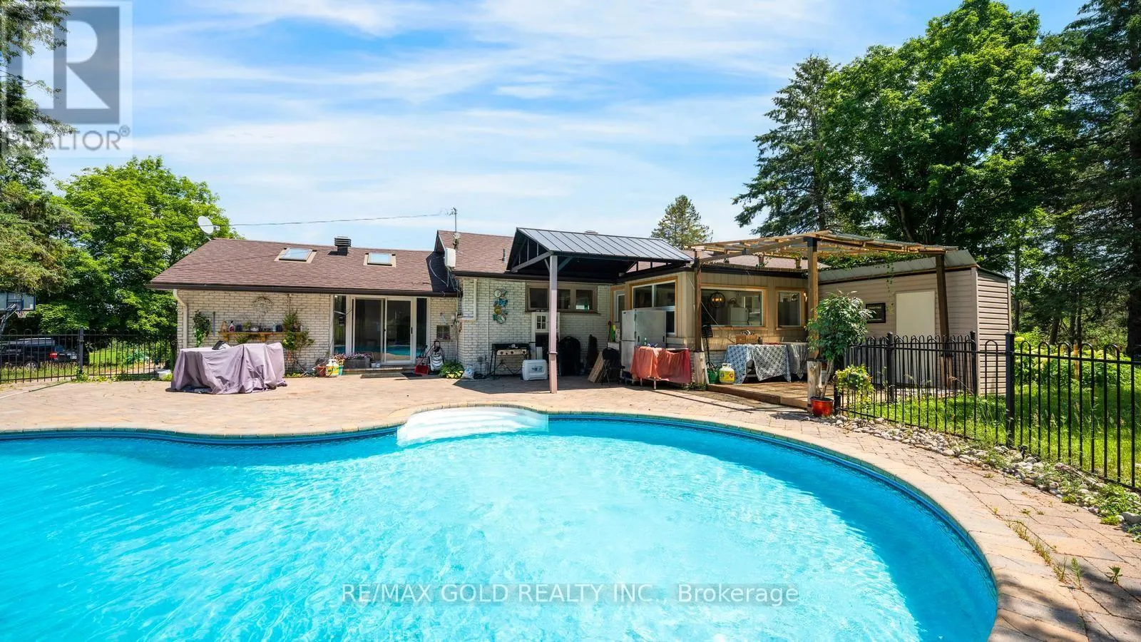 4680 PENETANGUISHENE ROAD