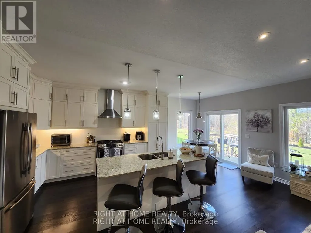 84 DIAMOND VALLEY DRIVE