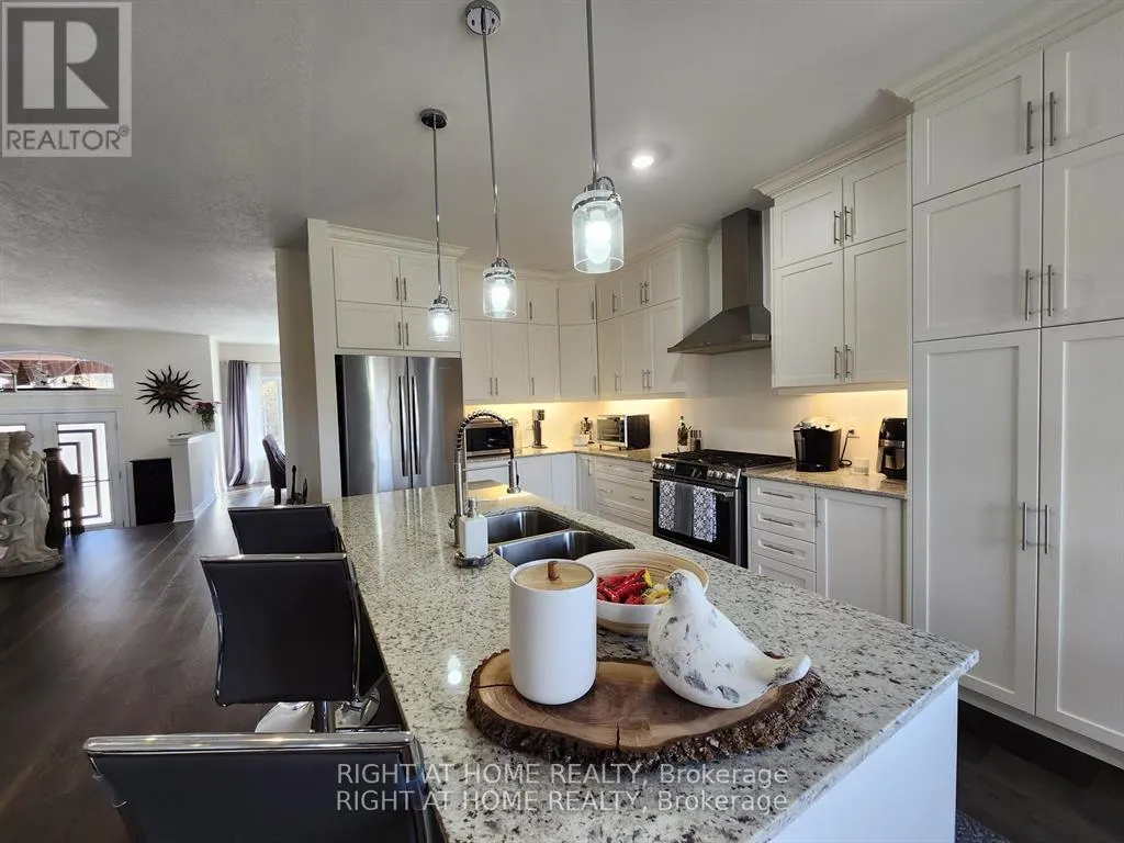 84 DIAMOND VALLEY DRIVE