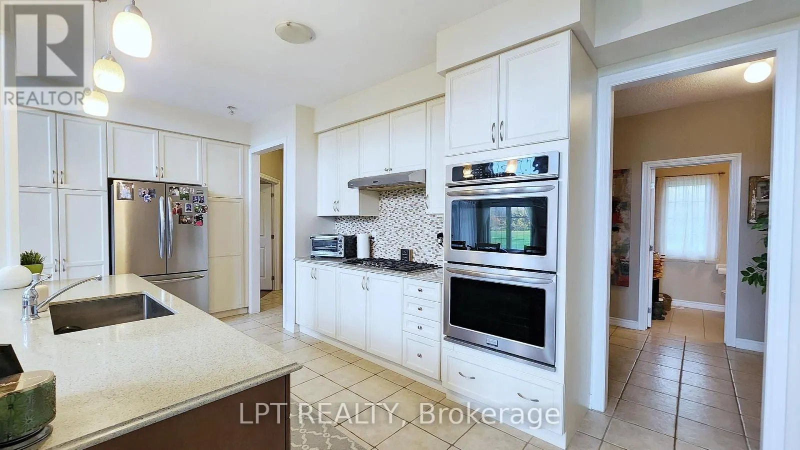 LEASE - 12 PLOWRIGHT ROAD