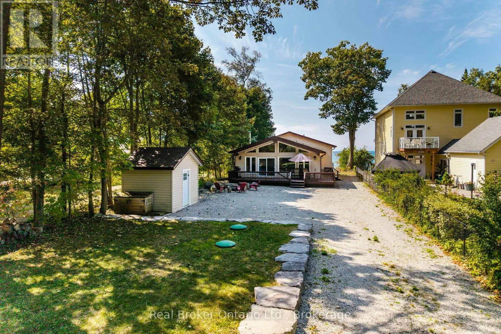 1948 TINY BEACHES ROAD S