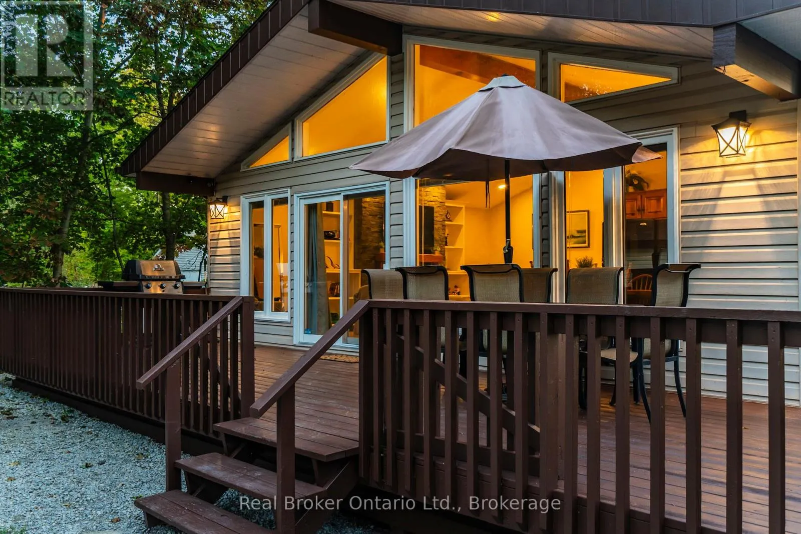 1948 TINY BEACHES ROAD S