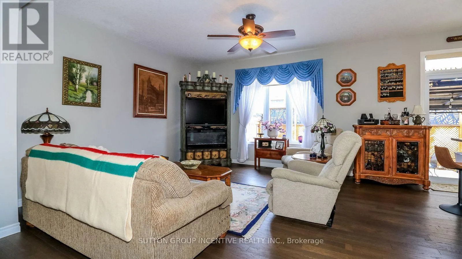1012 WRIGHT DRIVE