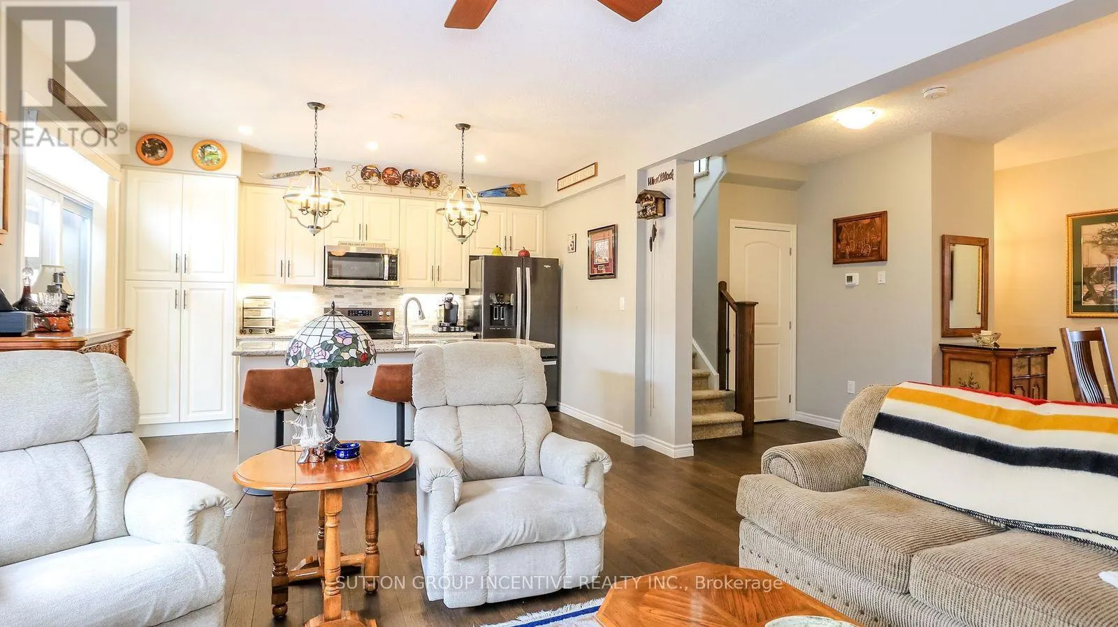 1012 WRIGHT DRIVE
