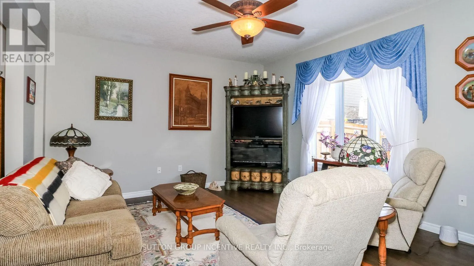 1012 WRIGHT DRIVE