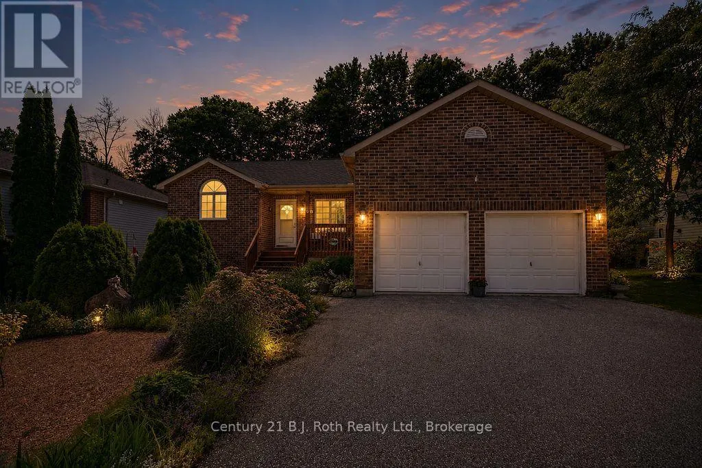 59 ANDERSON CRESCENT