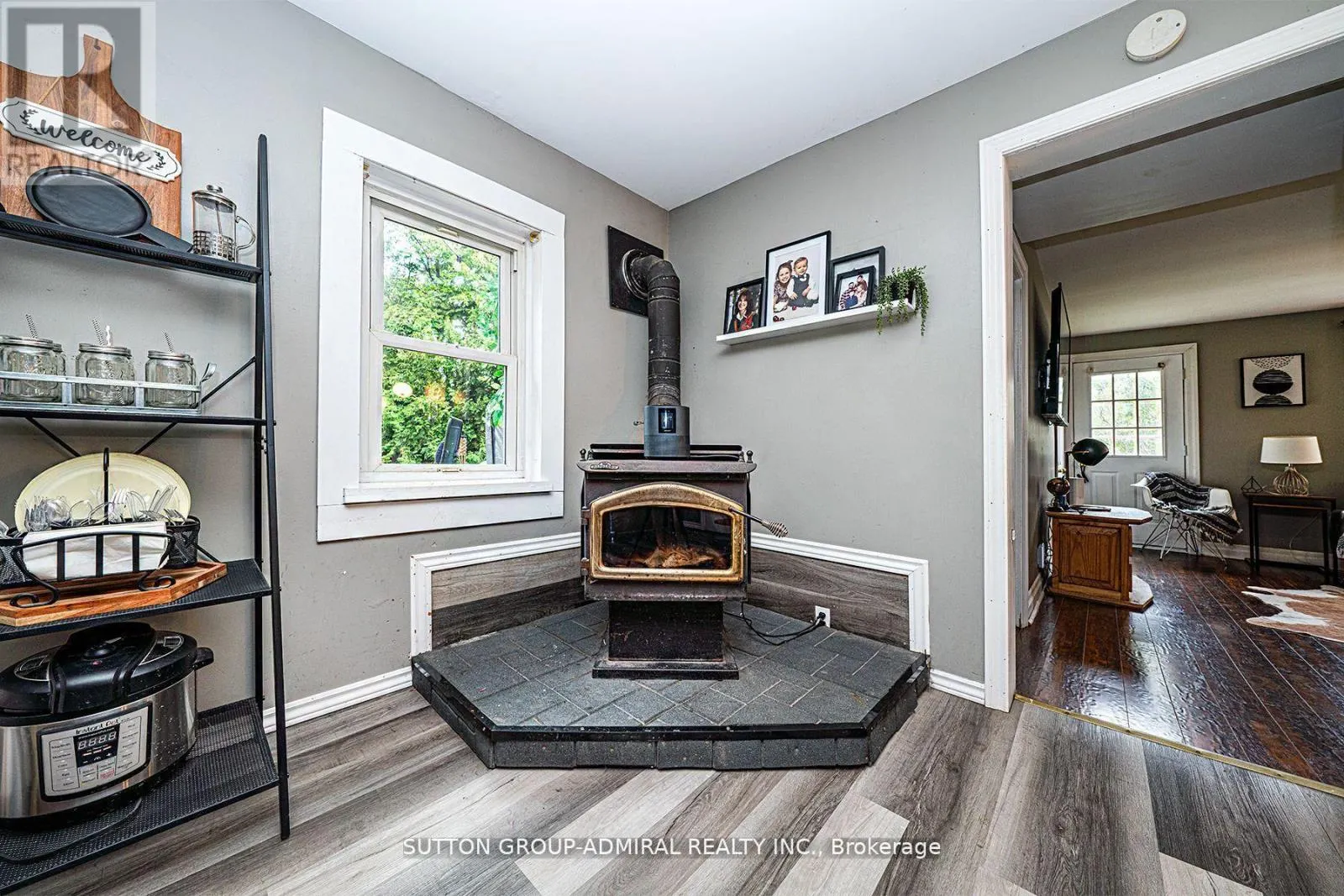 1662 PENLEY ROAD