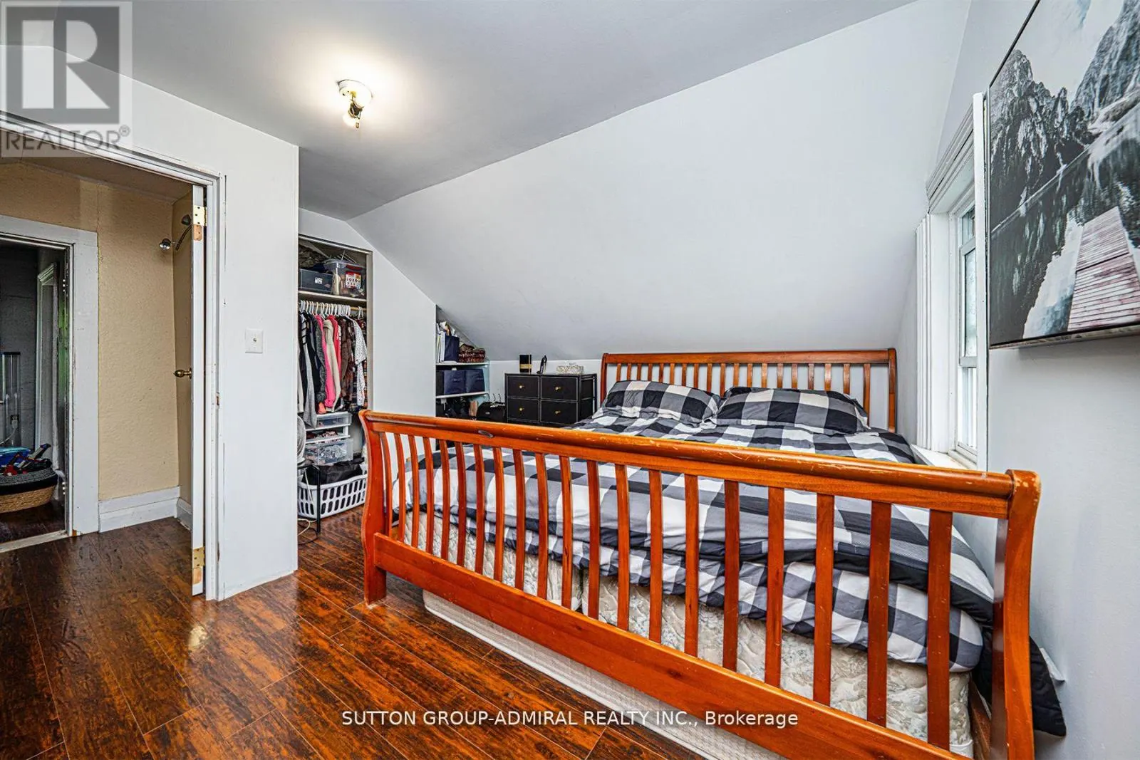 1662 PENLEY ROAD