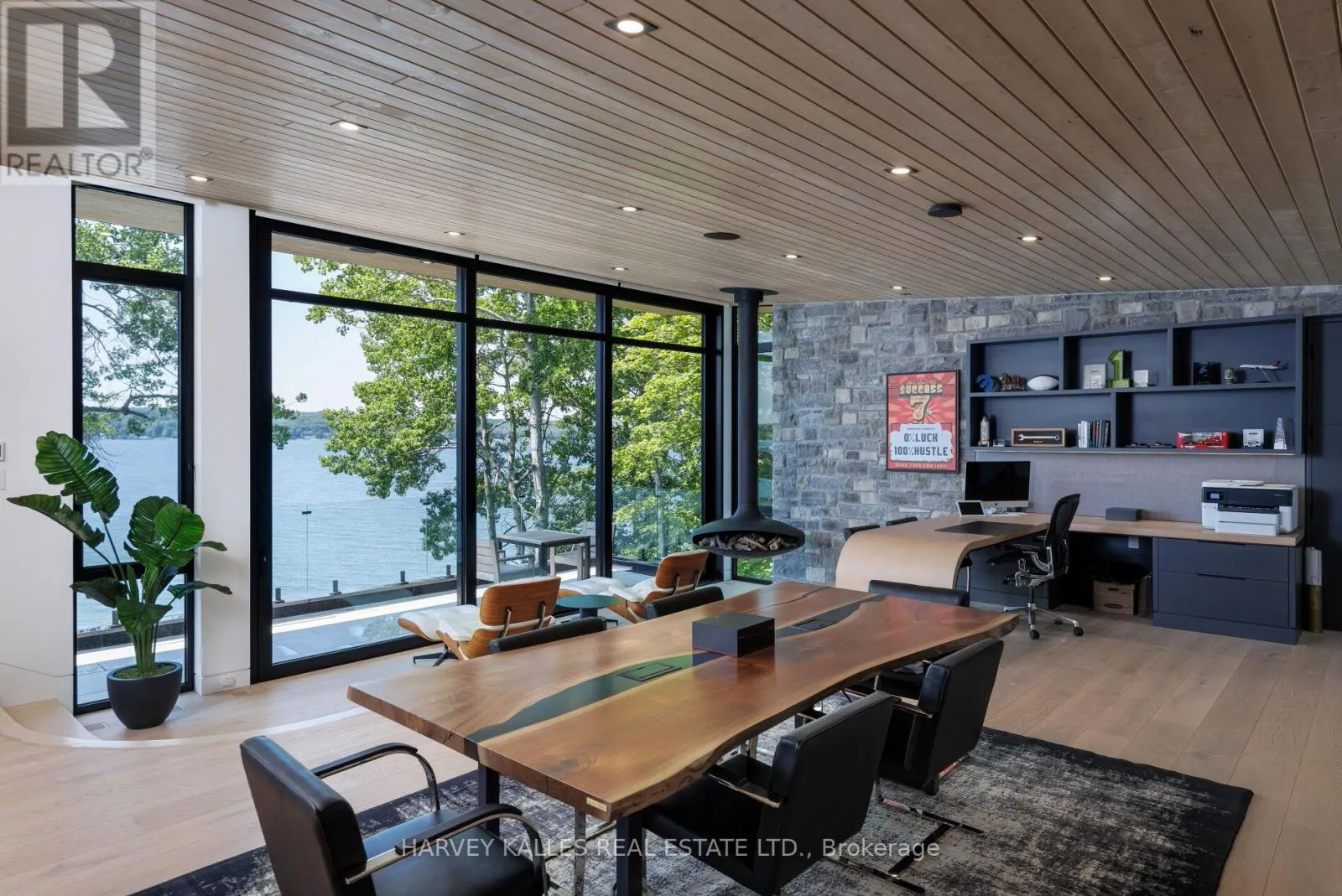 240 SILVER BIRCH DRIVE