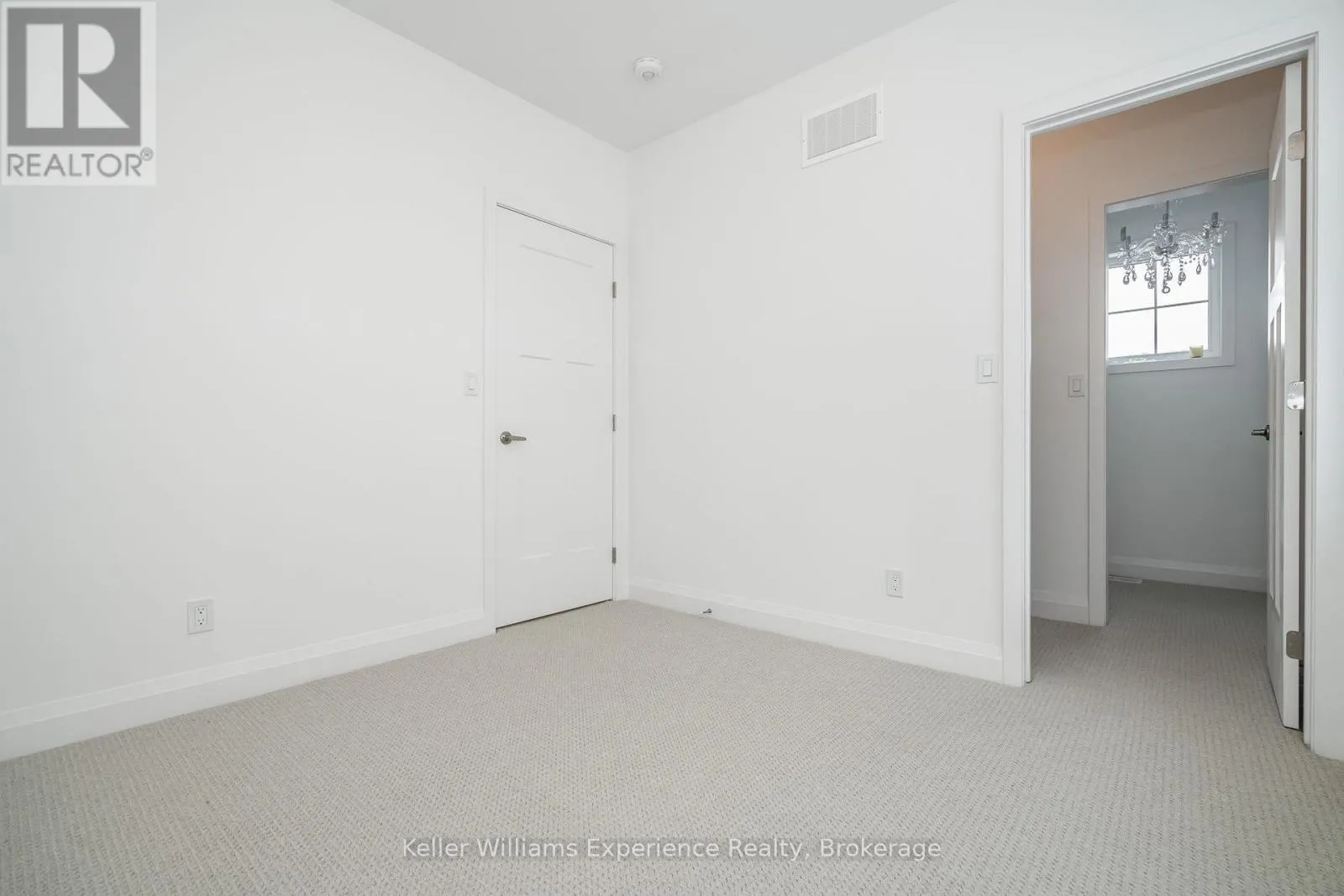 24 DANIELLE CRESCENT