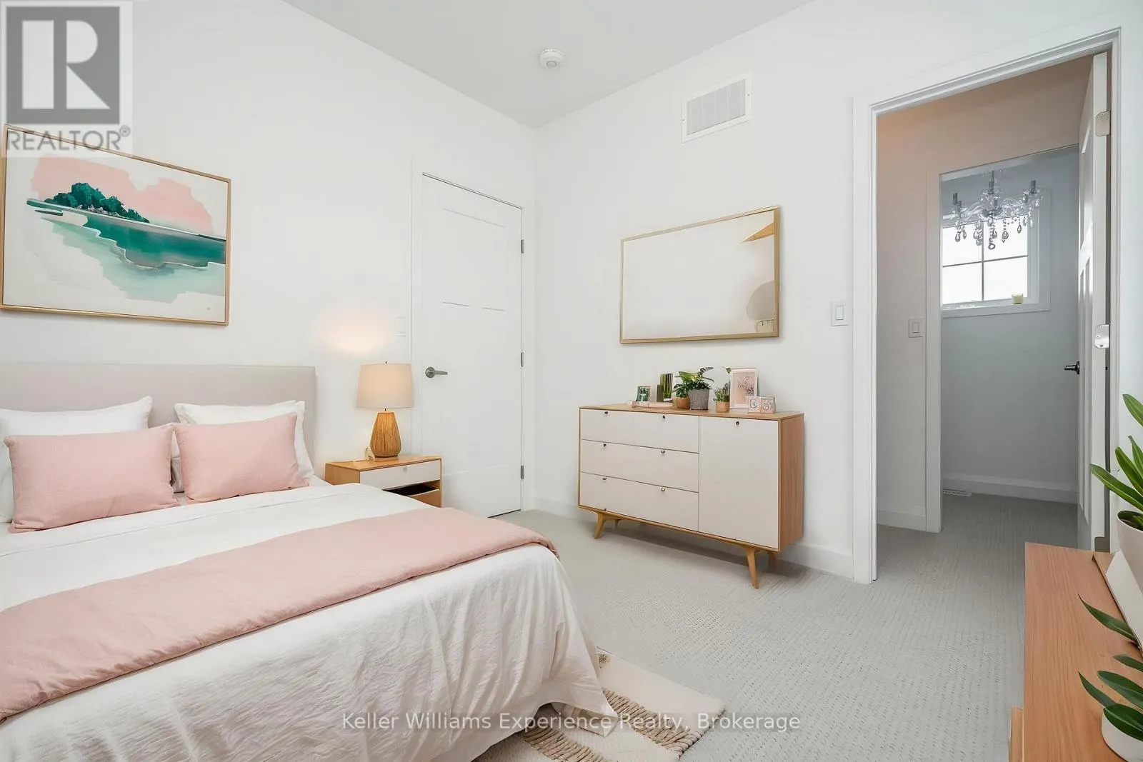 24 DANIELLE CRESCENT