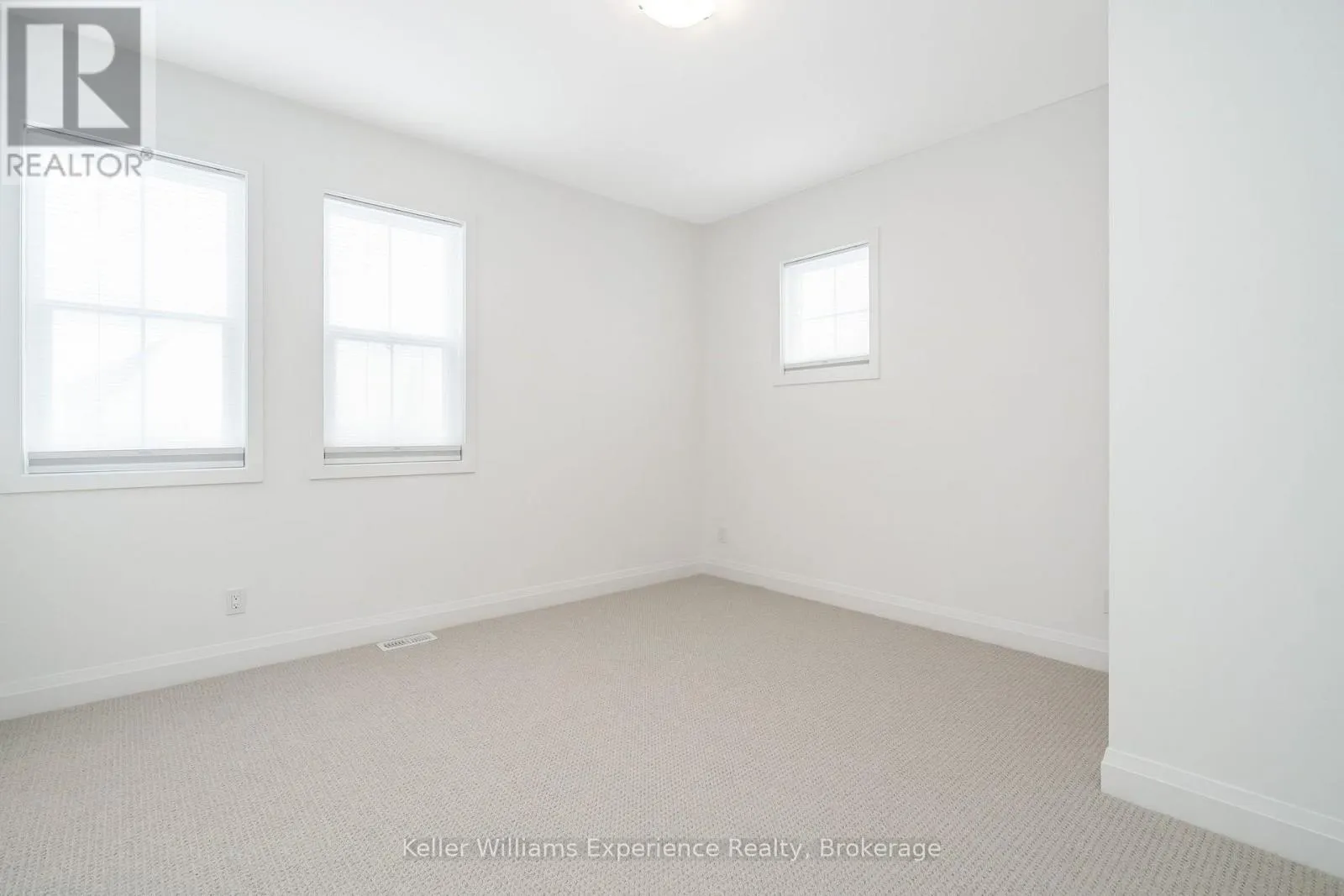 24 DANIELLE CRESCENT