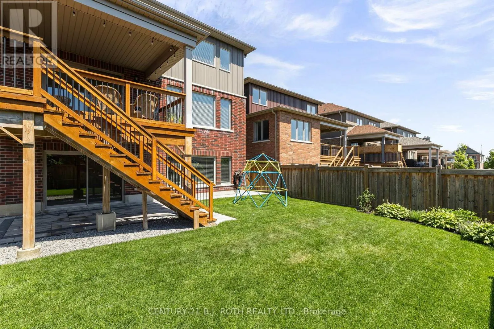 3015 ANNALYSSE DRIVE