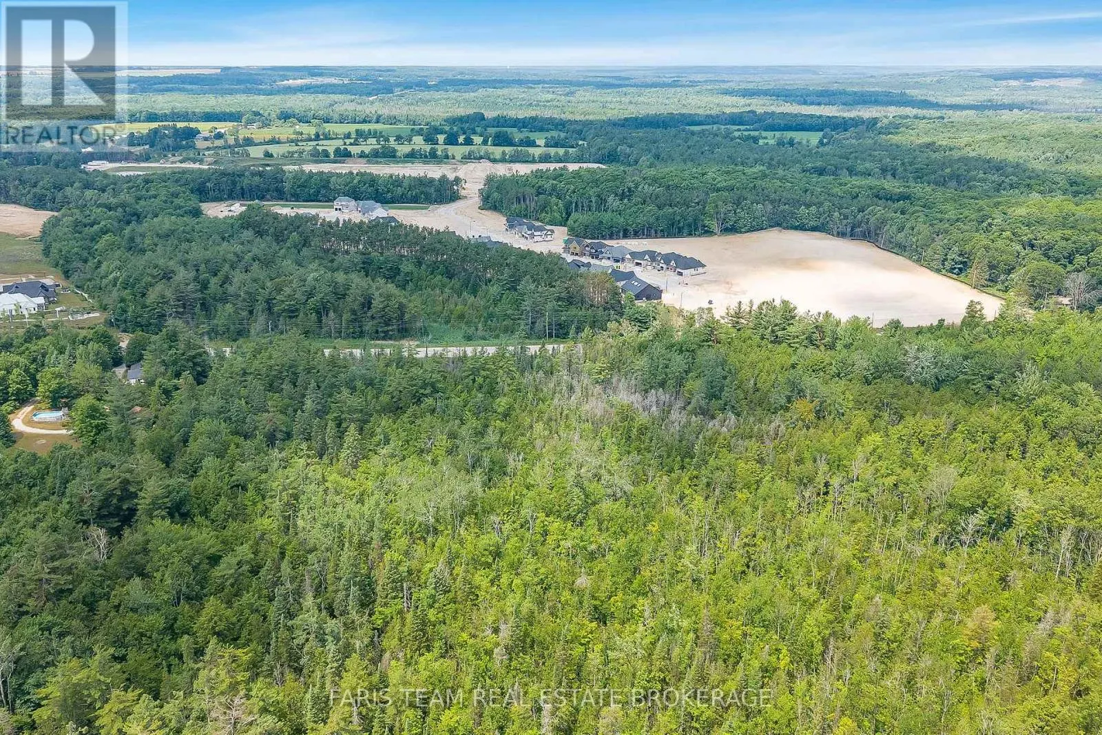 PT LT 40 HORSESHOE VALLEY ROAD W