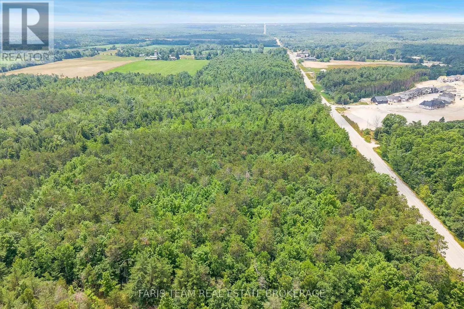 PT LT 40 HORSESHOE VALLEY ROAD W
