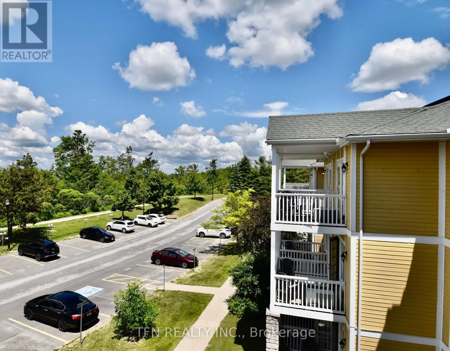 2498 - 90 HIGHLAND DRIVE
