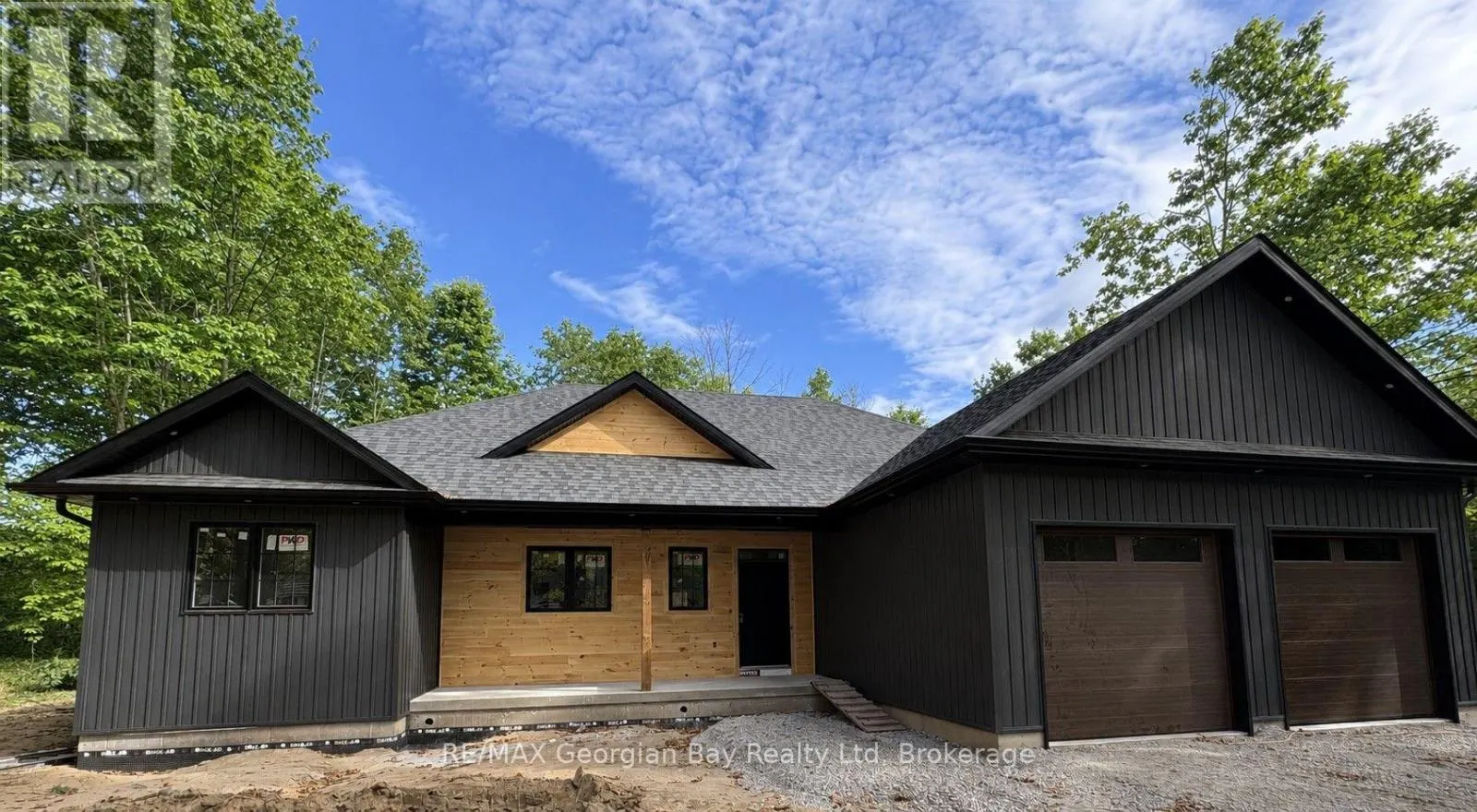 49 BEAUFORT CRESCENT