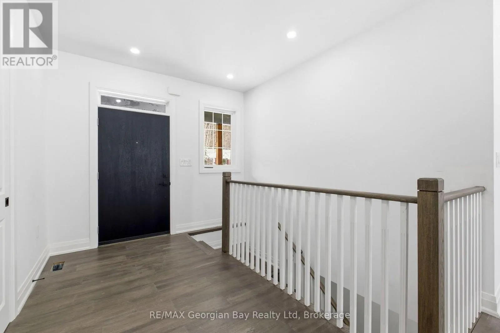 49 BEAUFORT CRESCENT