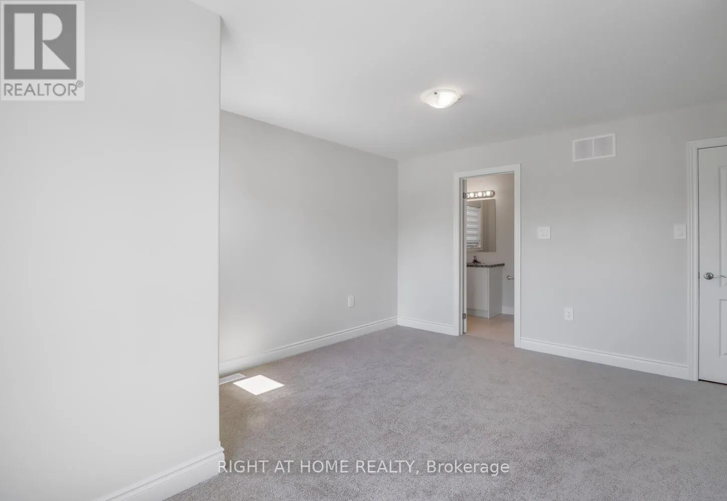 2984 MONARCH DRIVE