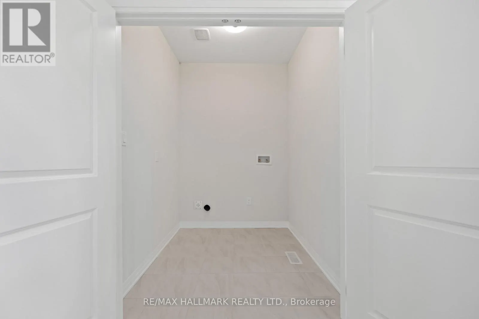 3769 SUNBANK CRESCENT