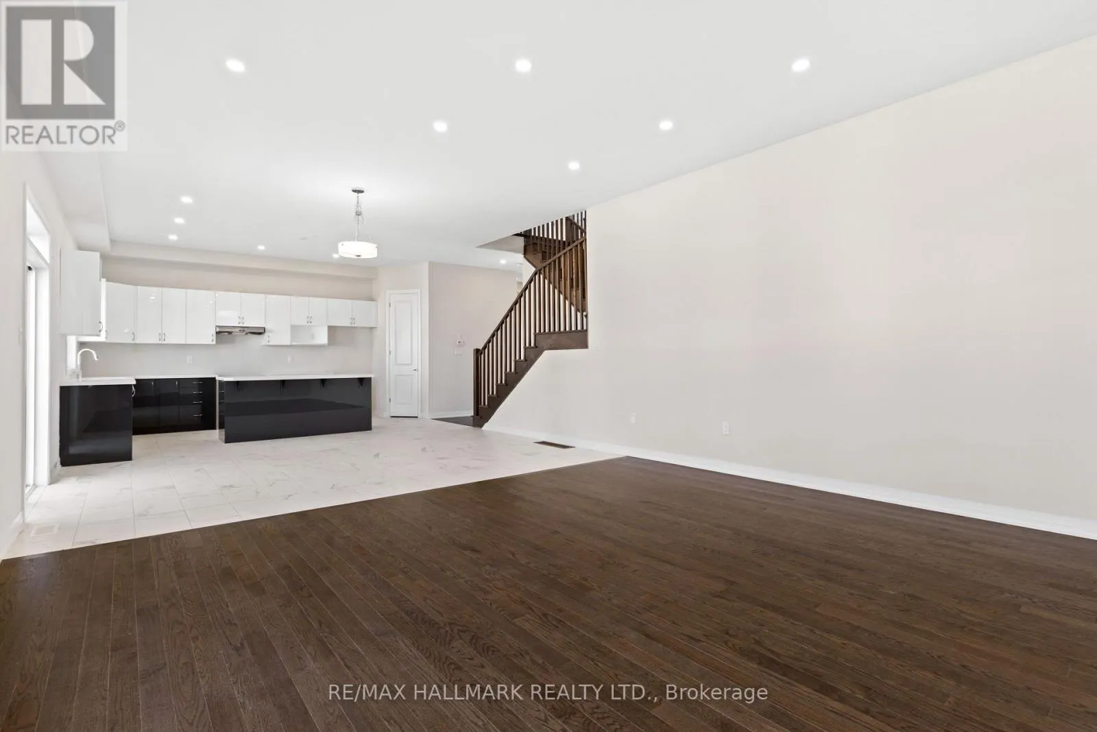 3769 SUNBANK CRESCENT