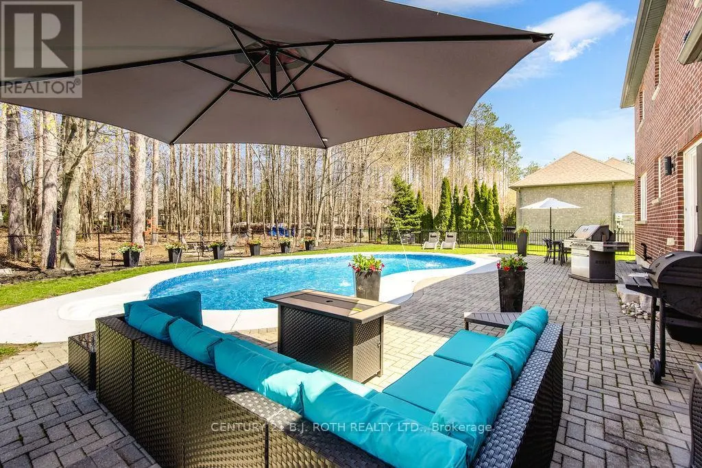 12 LLOYD COOK DRIVE E