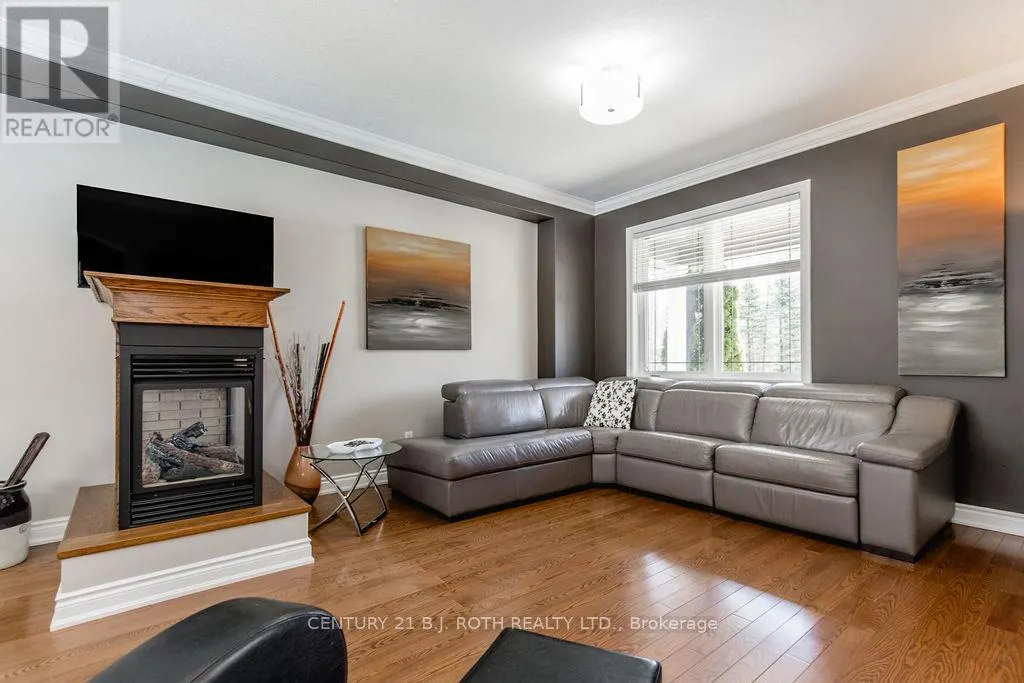12 LLOYD COOK DRIVE E
