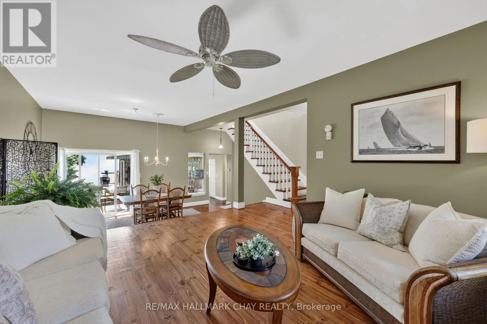 2289 LAKESHORE ROAD E