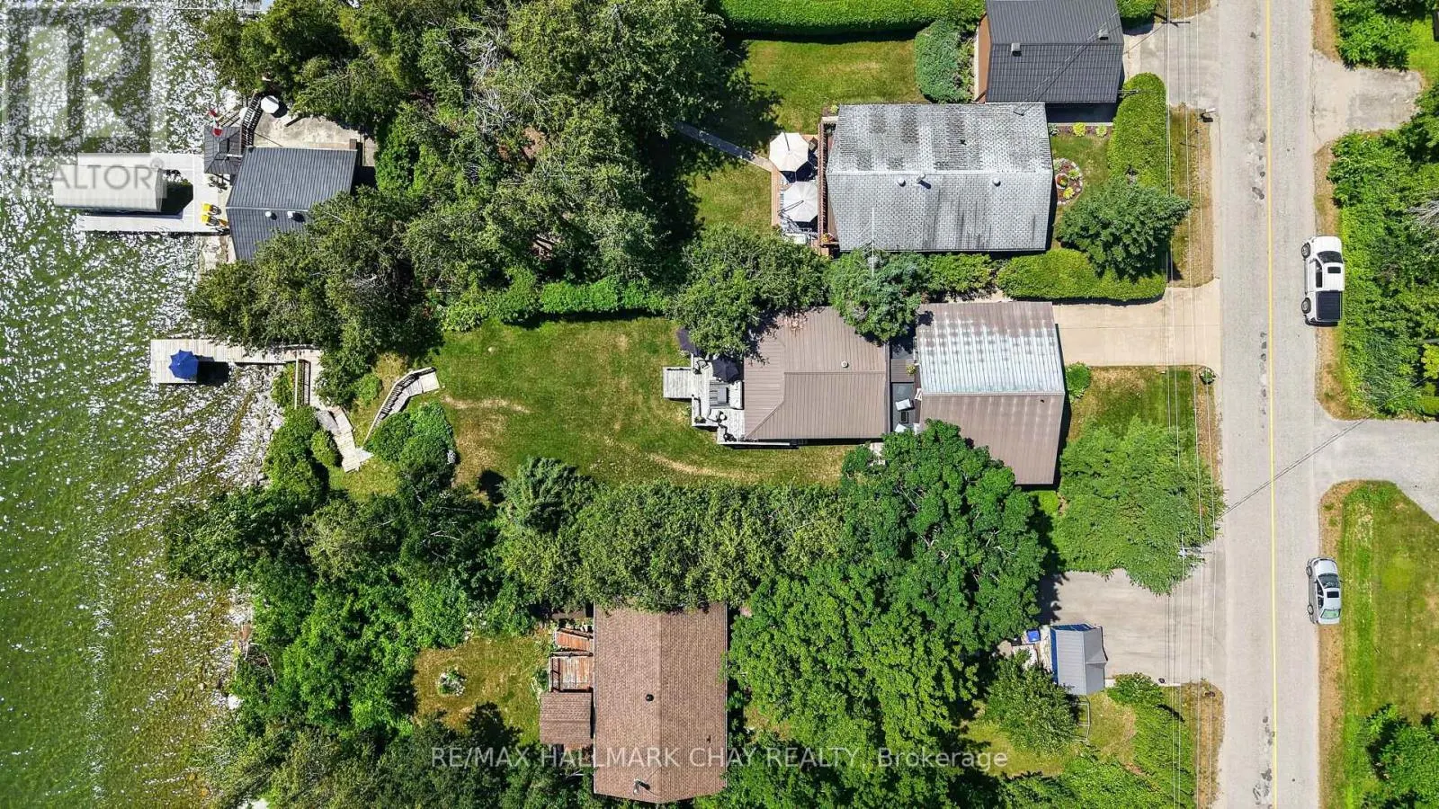 2289 LAKESHORE ROAD E