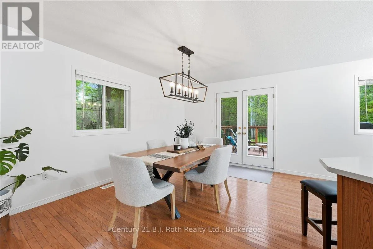 1439 CHAPMAN ROAD