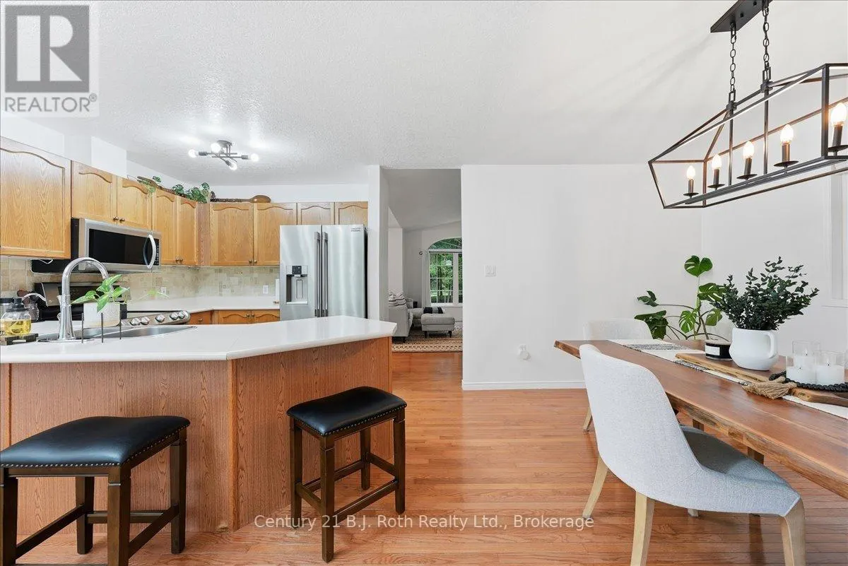 1439 CHAPMAN ROAD