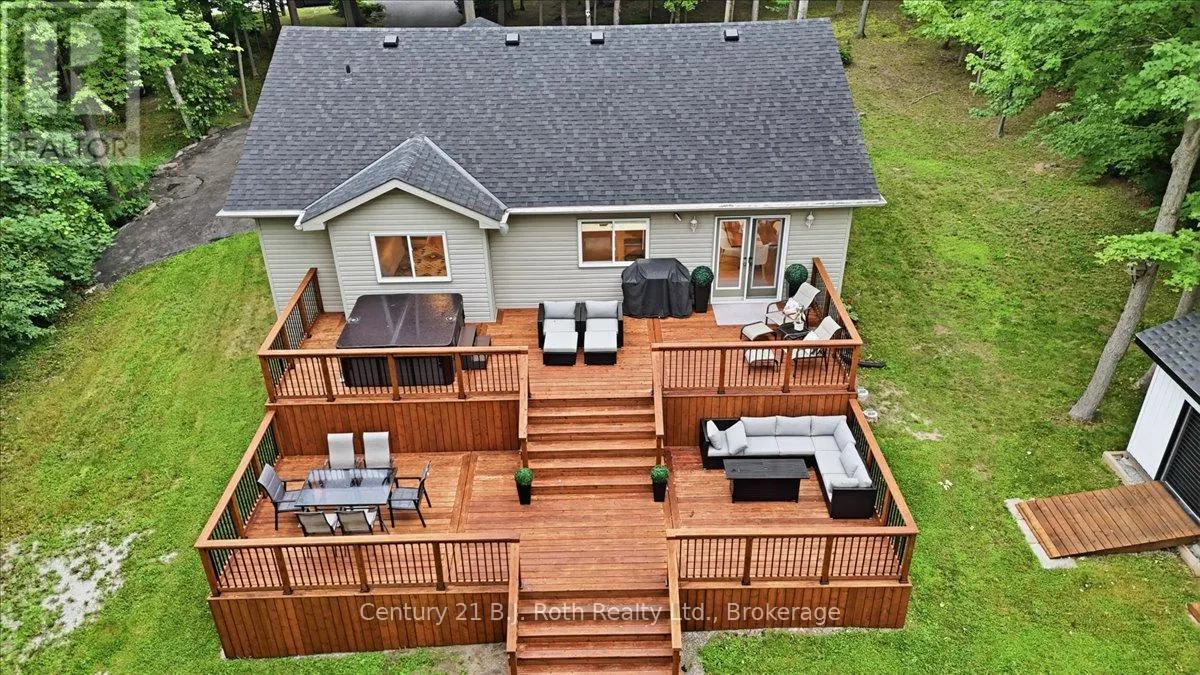 1439 CHAPMAN ROAD