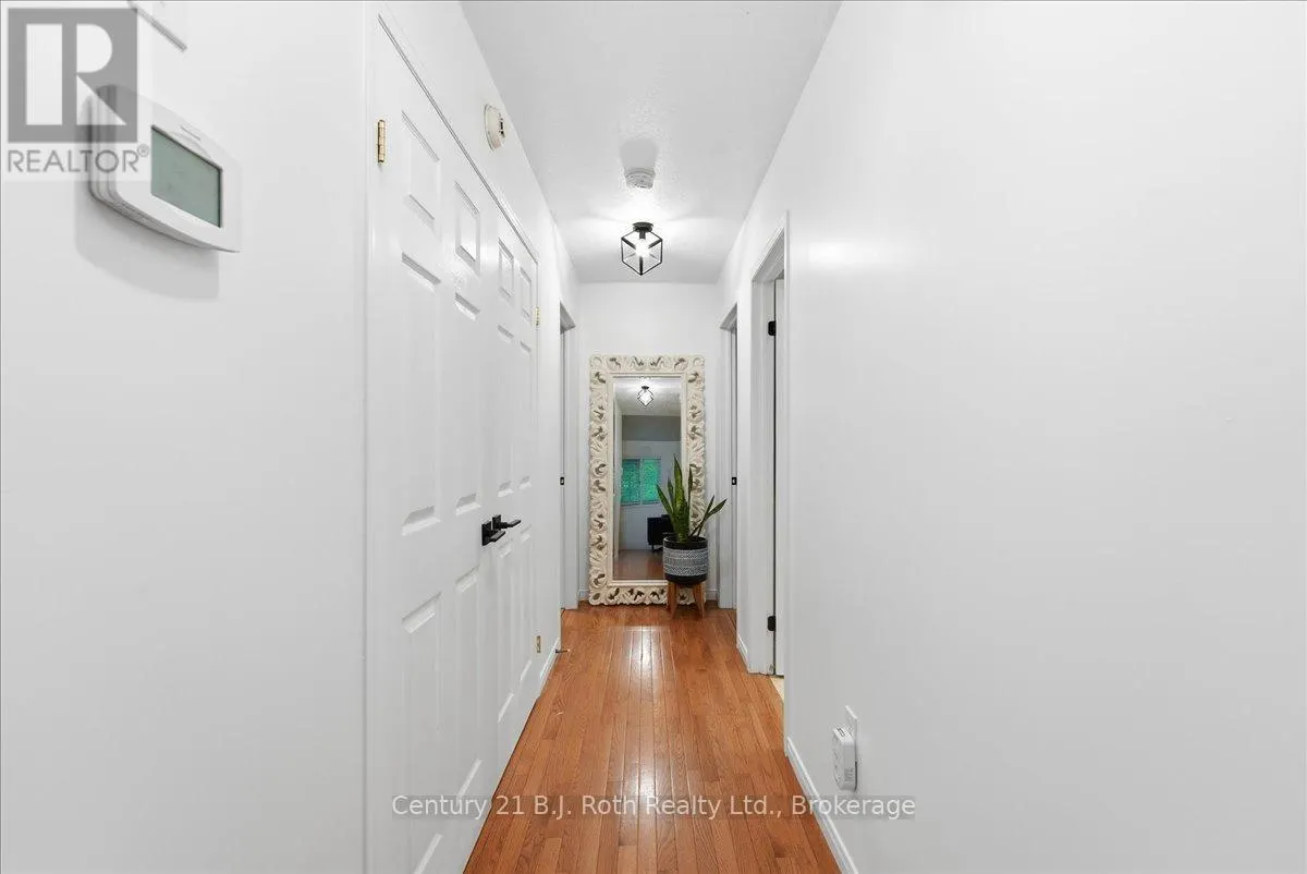 1439 CHAPMAN ROAD