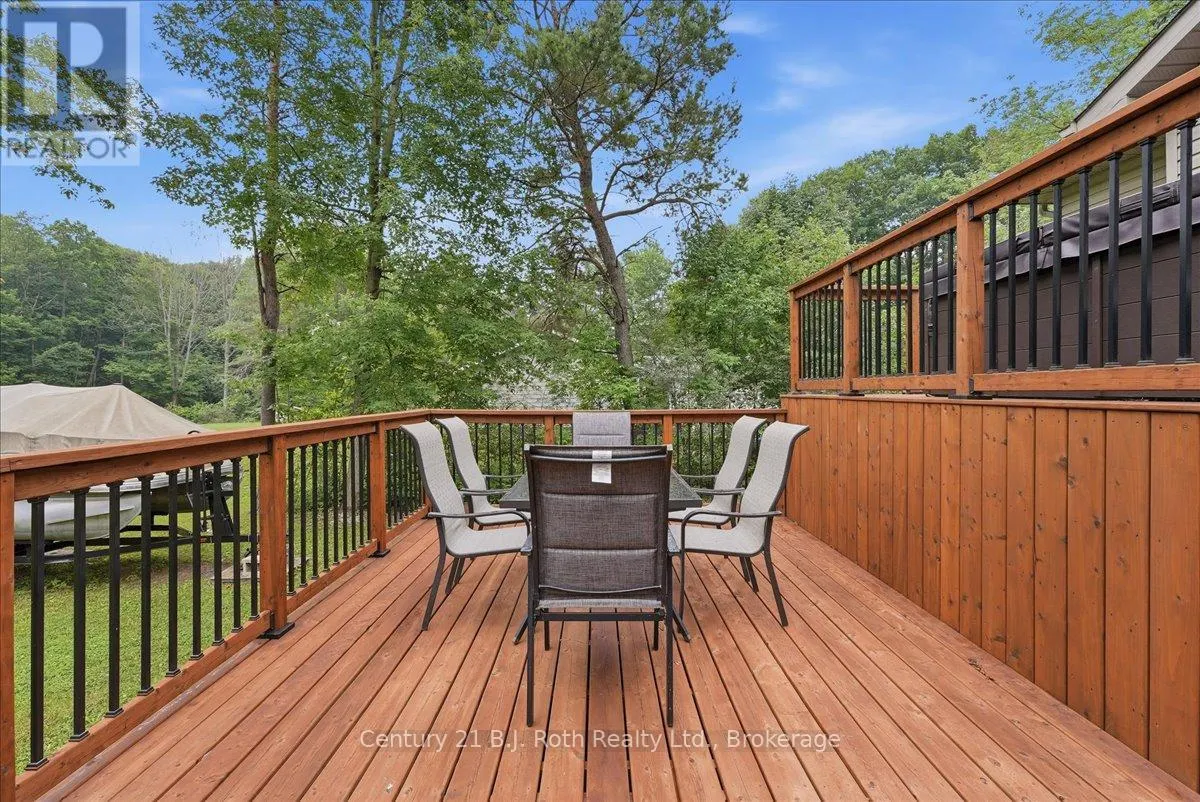 1439 CHAPMAN ROAD