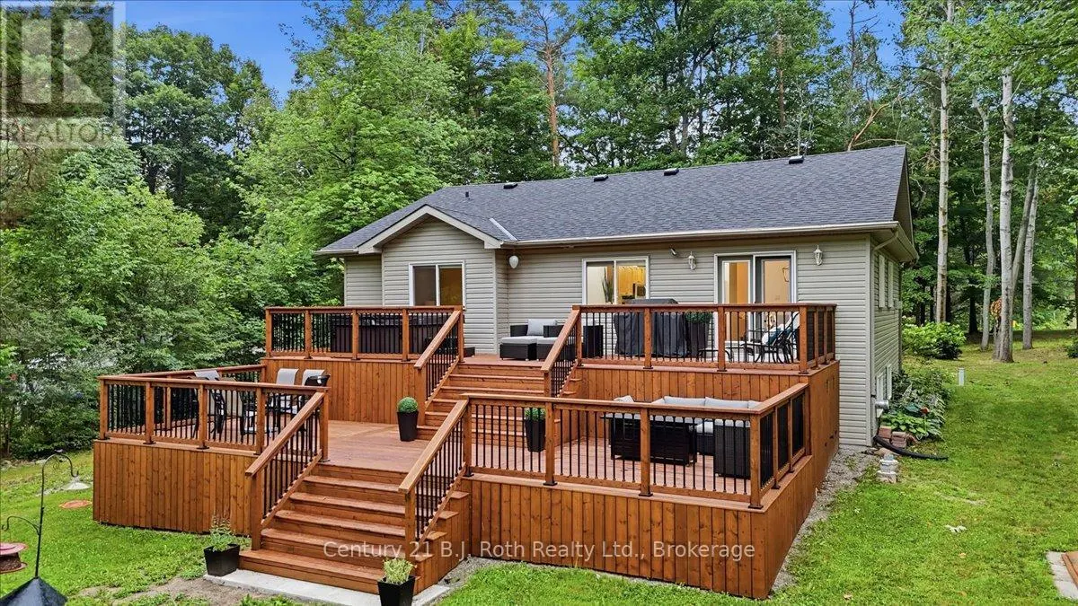 1439 CHAPMAN ROAD