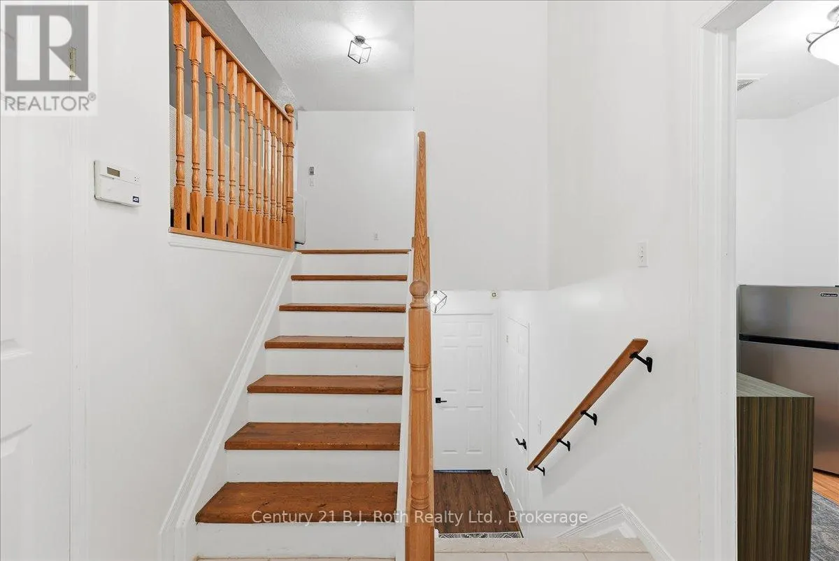 1439 CHAPMAN ROAD