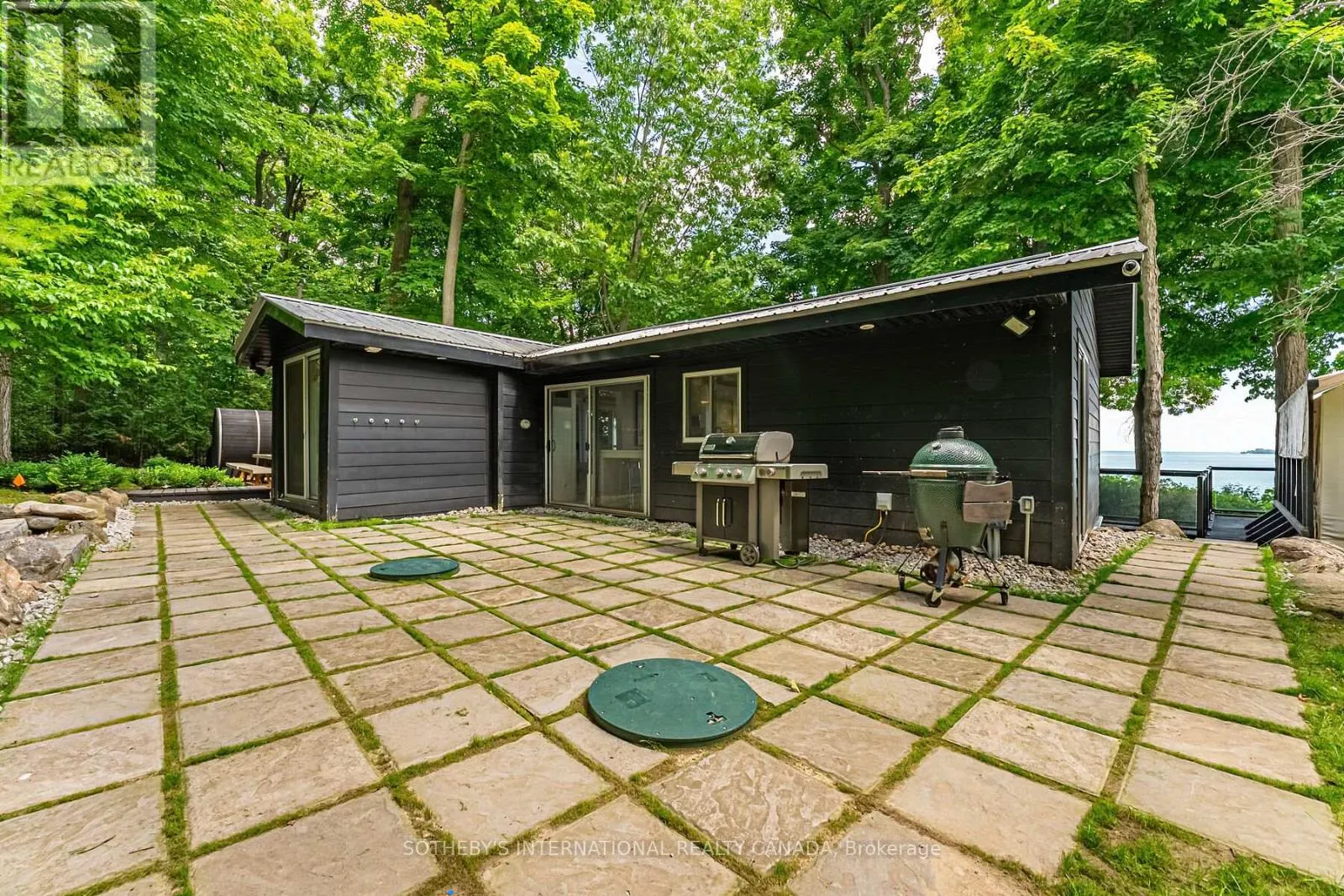 45 IVY LANE