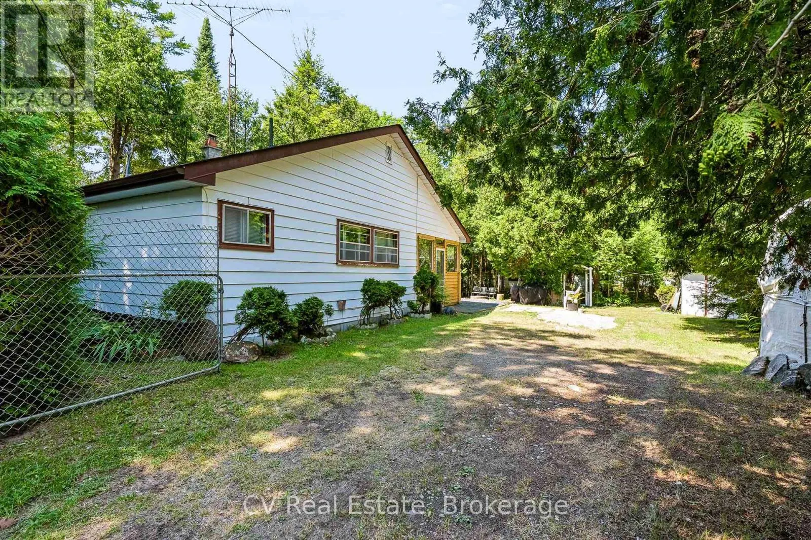 10 BROOKSIDE DRIVE