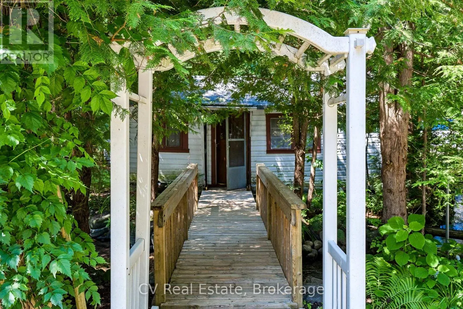 10 BROOKSIDE DRIVE