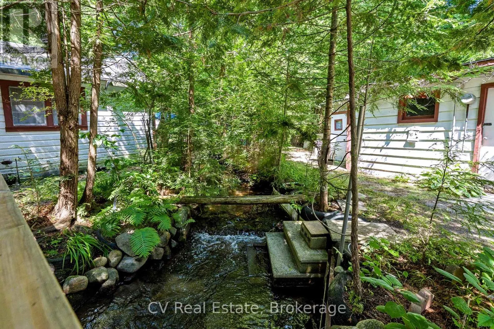10 BROOKSIDE DRIVE