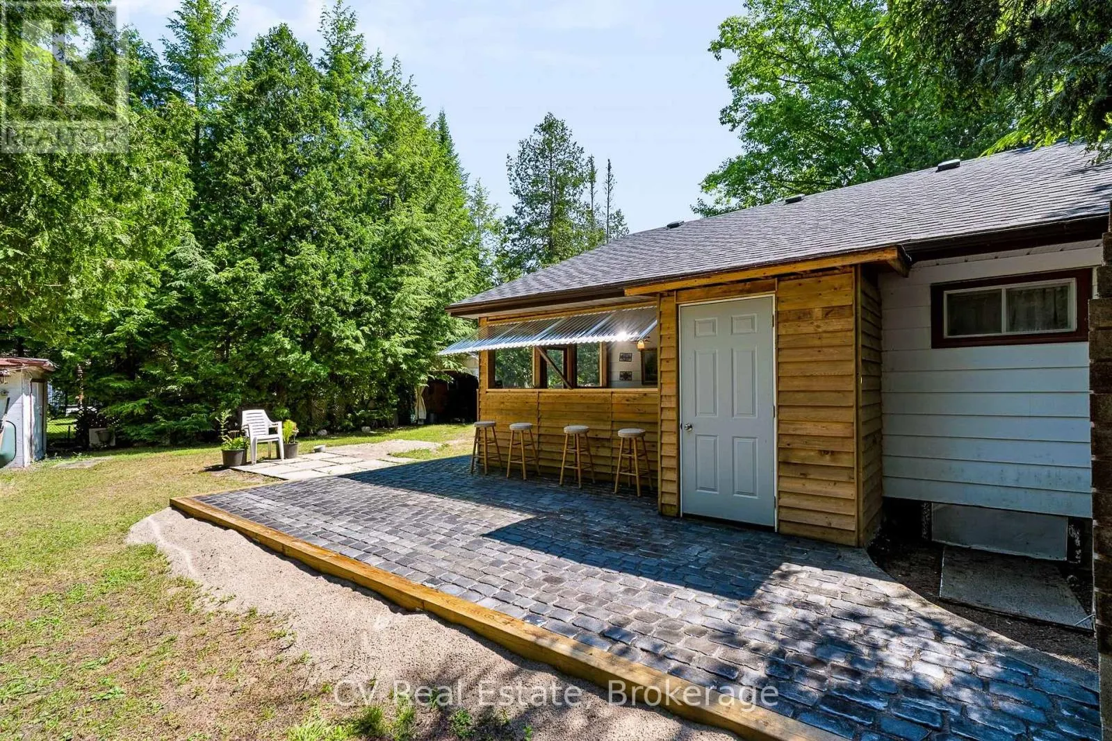 10 BROOKSIDE DRIVE