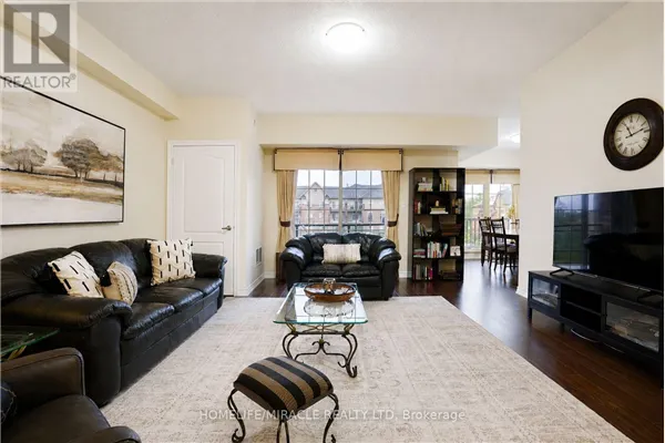 312 - 39 FERNDALE DRIVE S